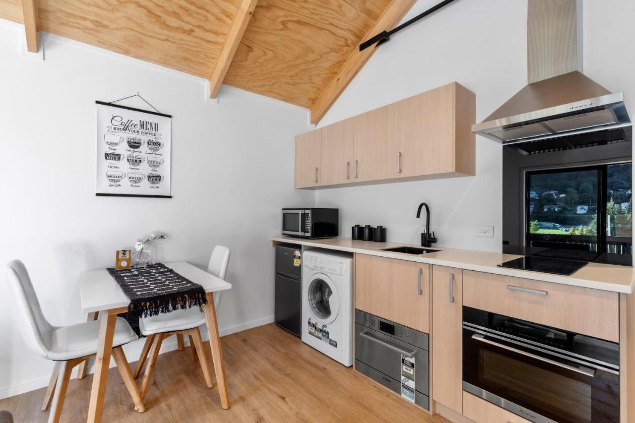 Alex Apt With Onsite Gym And Walk To Town Queenstown Szoba fotó